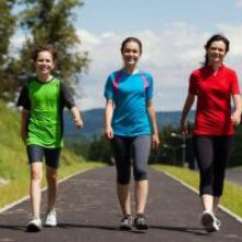 Быстрая ходьба приводит к старению мозга, выяснили ученые