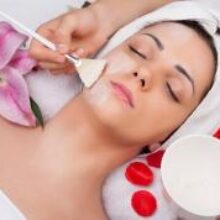 Дерматологи перечислили 5 домашних косметических средств, которые вредят коже