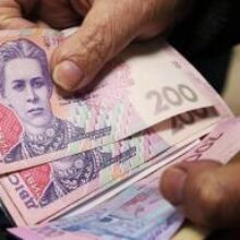 Кабмин изменит механизм начисления надбавок медикам, работающим с больными COVID-19, чтобы избежать повторной задержки выплат — Шмыгаль