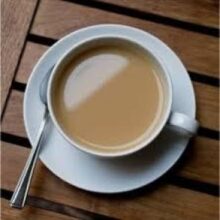 Почему пить чай с молоком вредно 