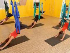 Прыжки на батуте и флай-йога: ТОП самых необычных видов фитнеса