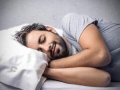 Любящим поспать мужчинам угрожает инсульт