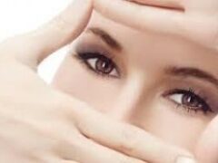 Нет «гусиным лапкам»: советы по уходу за кожей вокруг глаз