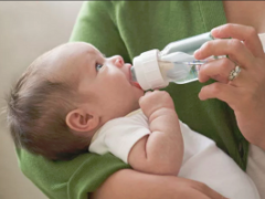 Какая вода нужна новорожденному: купить или прокипятить