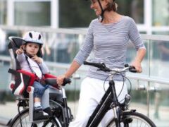 Как правильно перевозить детей на велосипеде