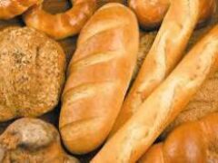 Чем опасен свежий хлеб